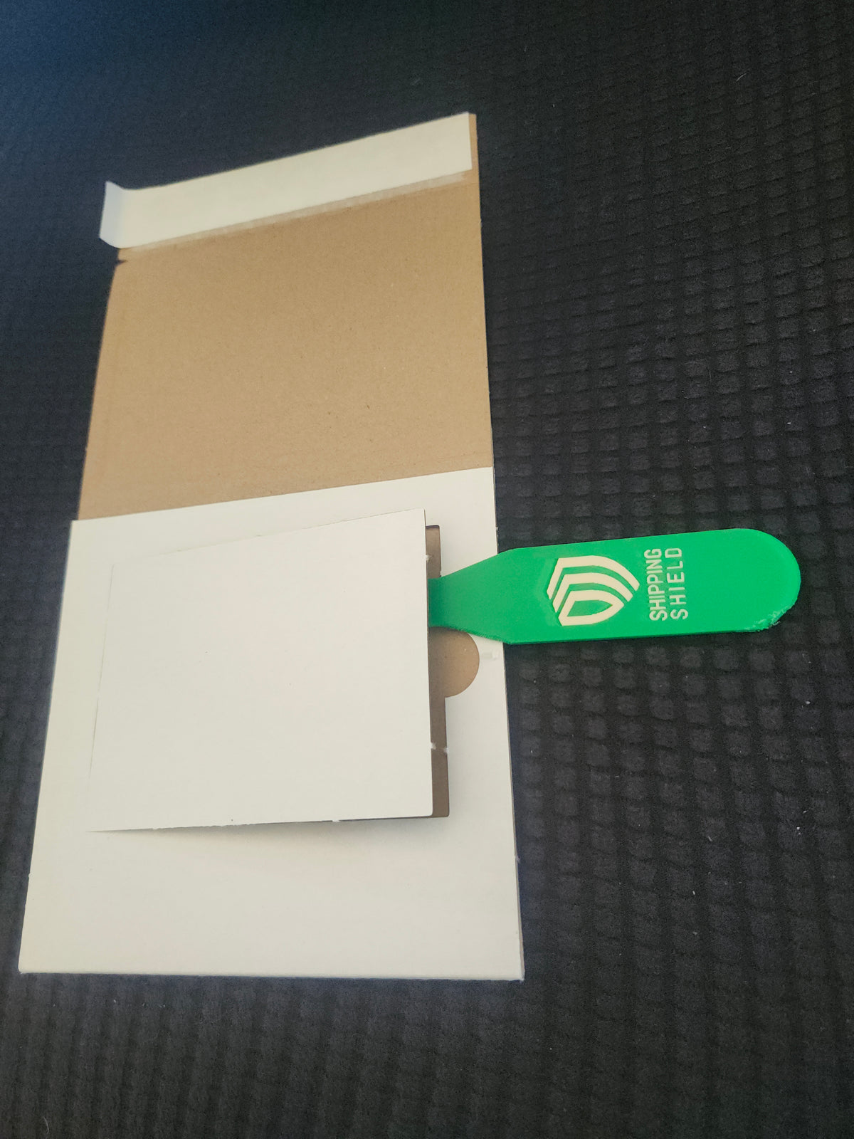 Window Popper for Card Cassette